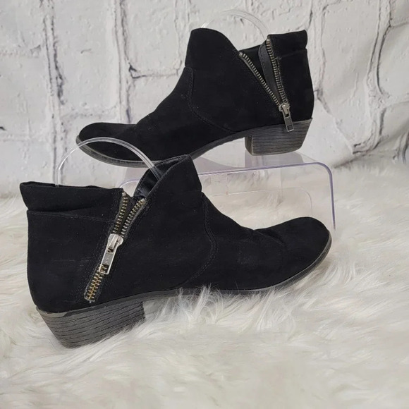 American Rag Abby Black Suede Ankle Bootie Round Toe Block Heel Double Zip 9.5 - Picture 3 of 14